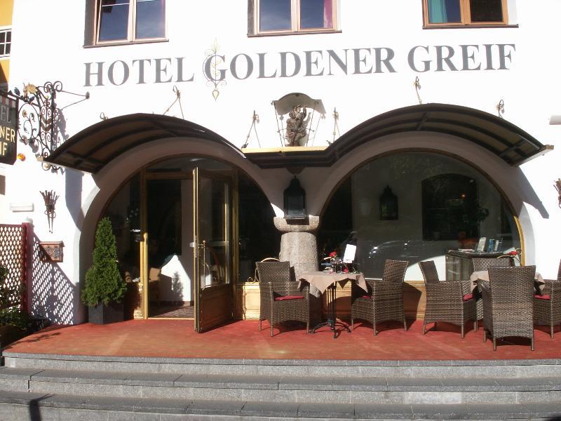 Hotel Goldener Greif Kitzbuhel Exterior photo